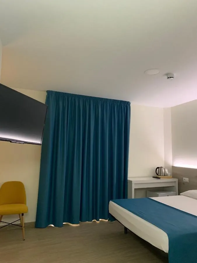 Solesperit Hotel Lloret de Mar 0*,  Spain