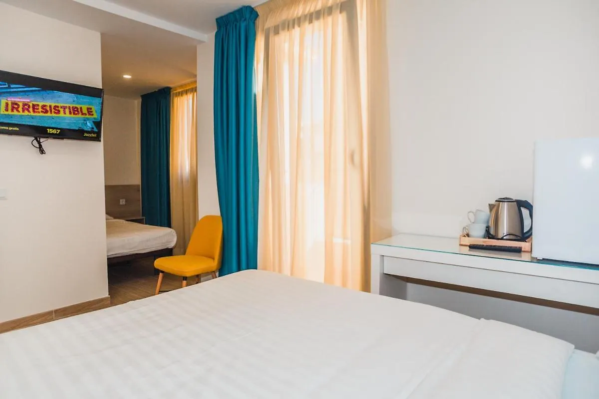 Solesperit Hotel Lloret de Mar 0*,  Spain